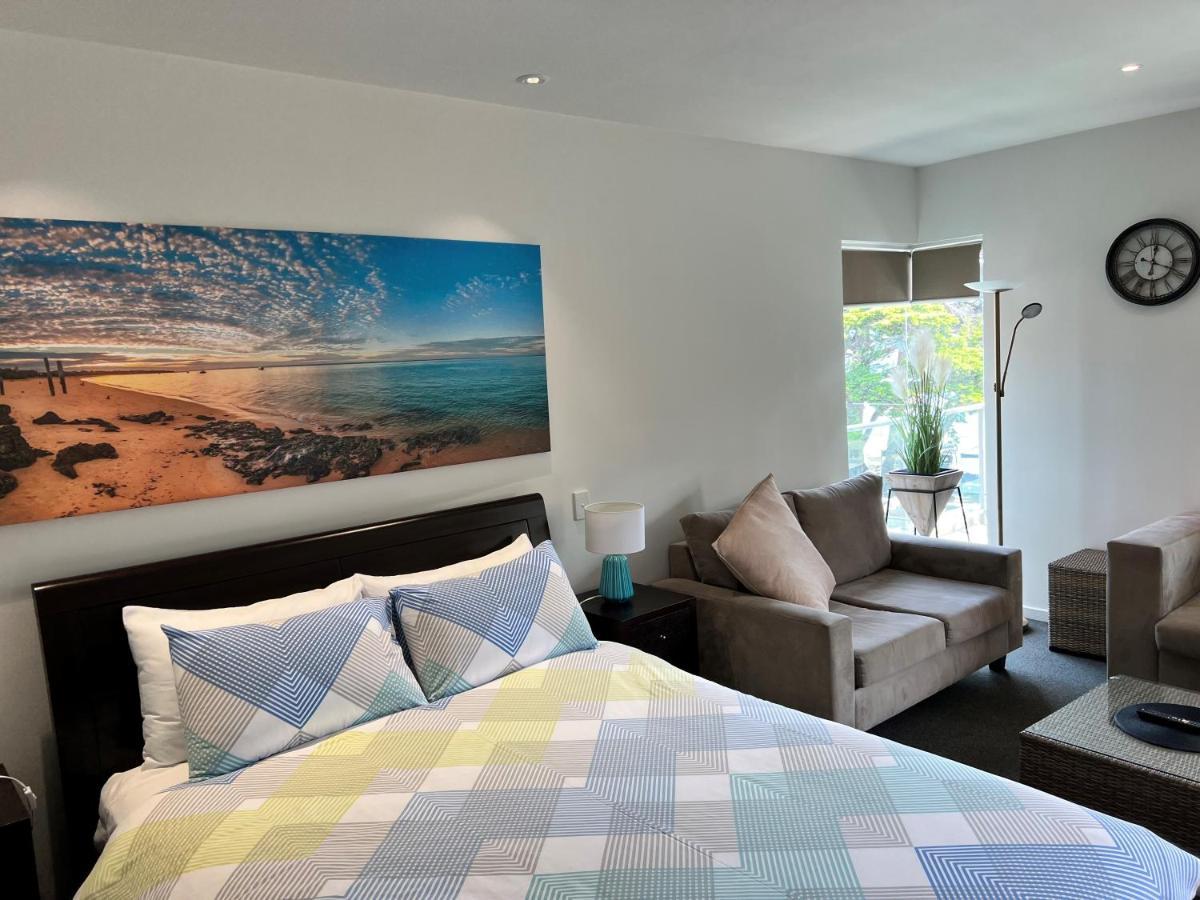 Phillip Island Holiday Apartments Cowes Exterior photo